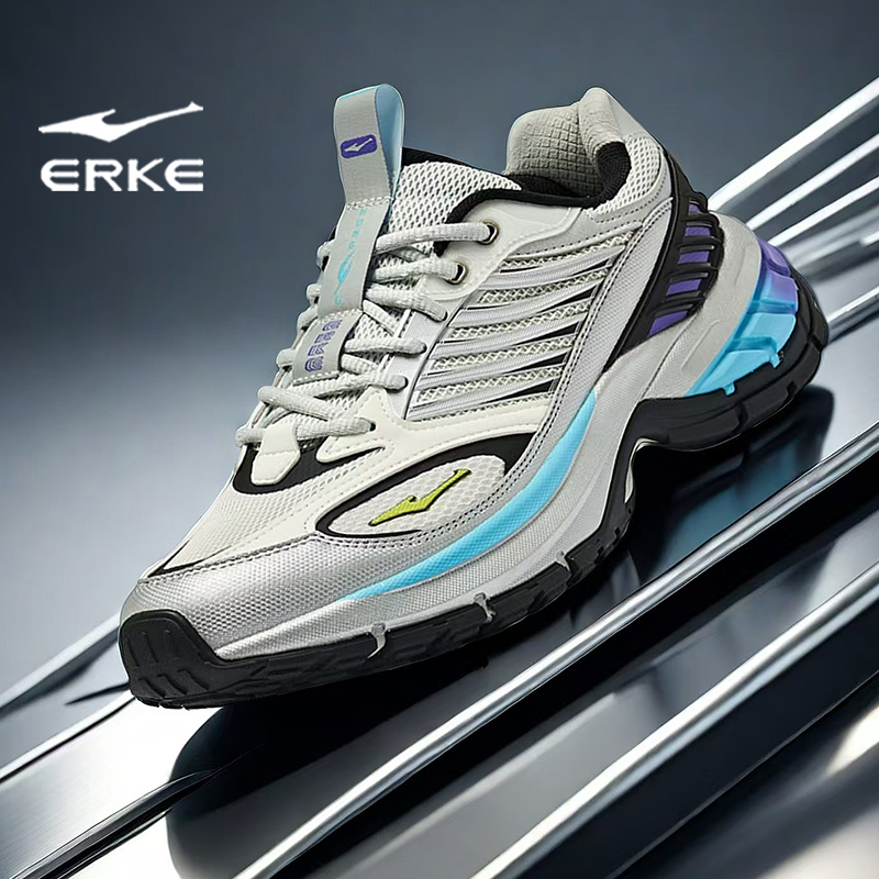 鸿星尔克男士防滑耐磨复古休闲鞋