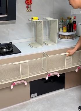 橱柜下挂架厨房可伸缩收纳挂篮免打孔多功能吊柜下分层调料置物架