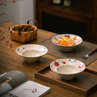 釉下彩手绘餐具陶瓷碗盘子儿童餐厅果盘沙拉碗意面碗熊猫卡皮巴拉