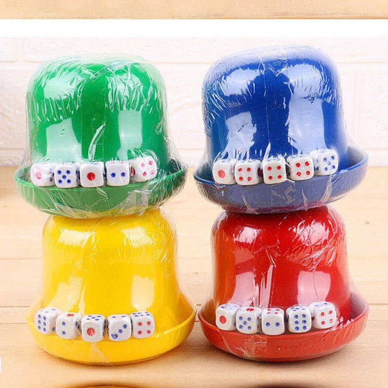 夜店盅塑料骰子色子摇盅游戏玩具套装KTV酒吧桌面游戏骰盅 色筛子,模玩/动漫/周边/娃圈三坑/桌游,其它棋牌/桌面游戏,淘宝优惠券,粉丝福利购,淘宝优惠卷