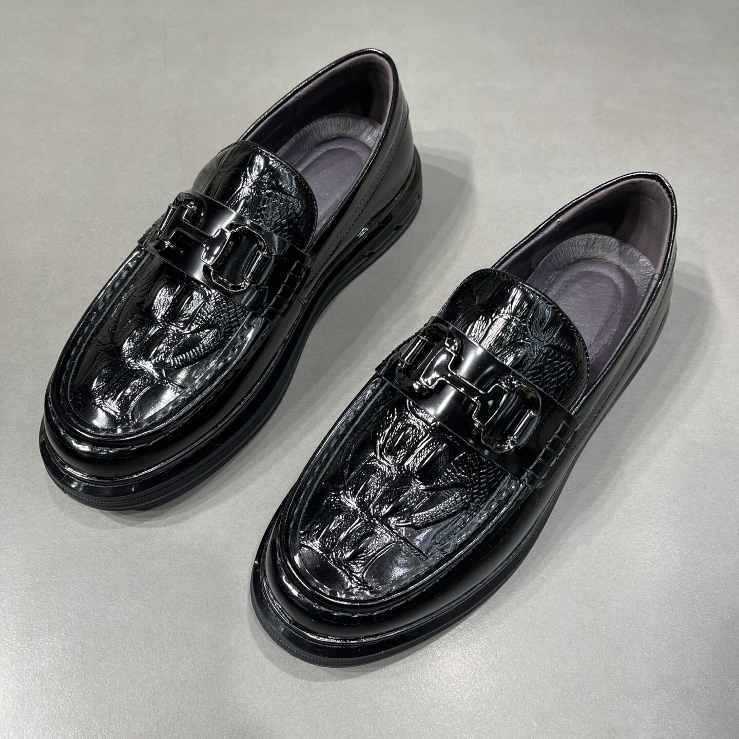 海丽男鞋夏天一脚蹬厚底增高休闲鞋亮面舒适透气发型师牛皮潮皮鞋