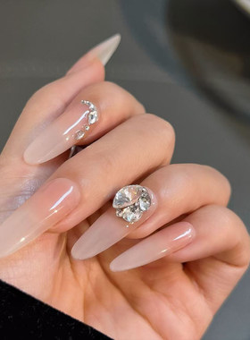 【Lilynail初雪微光】施华洛手工穿戴甲2026新款纯欲显白新娘美甲