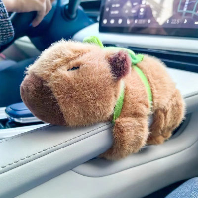 极氪001中控玩偶扶手公仔卡皮巴拉电动车装饰小配件汽车内饰摆件