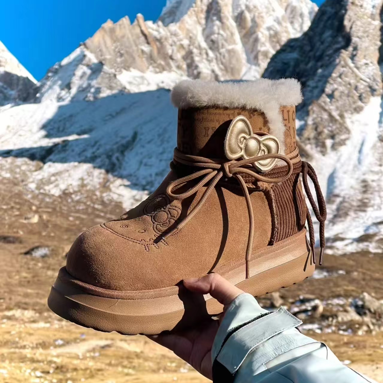 hellokitty猫皮毛一体雪地靴