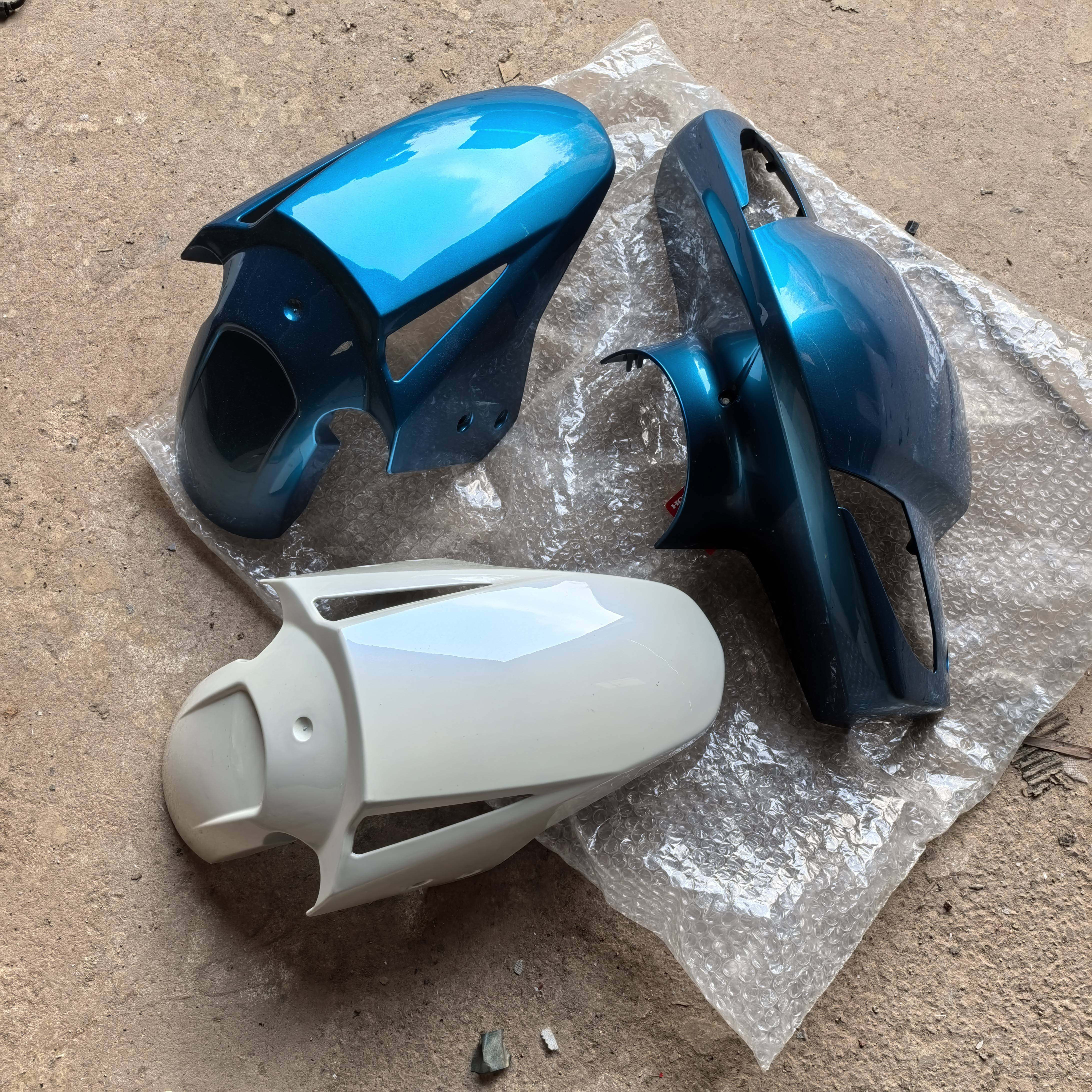 比亚乔摩托车唯我BYQ125T-6/100T-6/VIVO前挡泥板前泥瓦水板灯箱