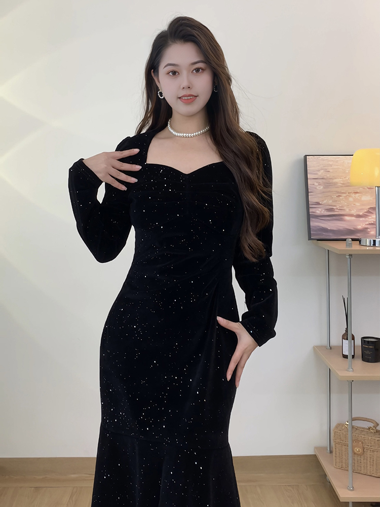 2024微醺可乐年会礼服早春新款女连衣裙丝绒鱼尾裙秋冬显瘦连衣裙