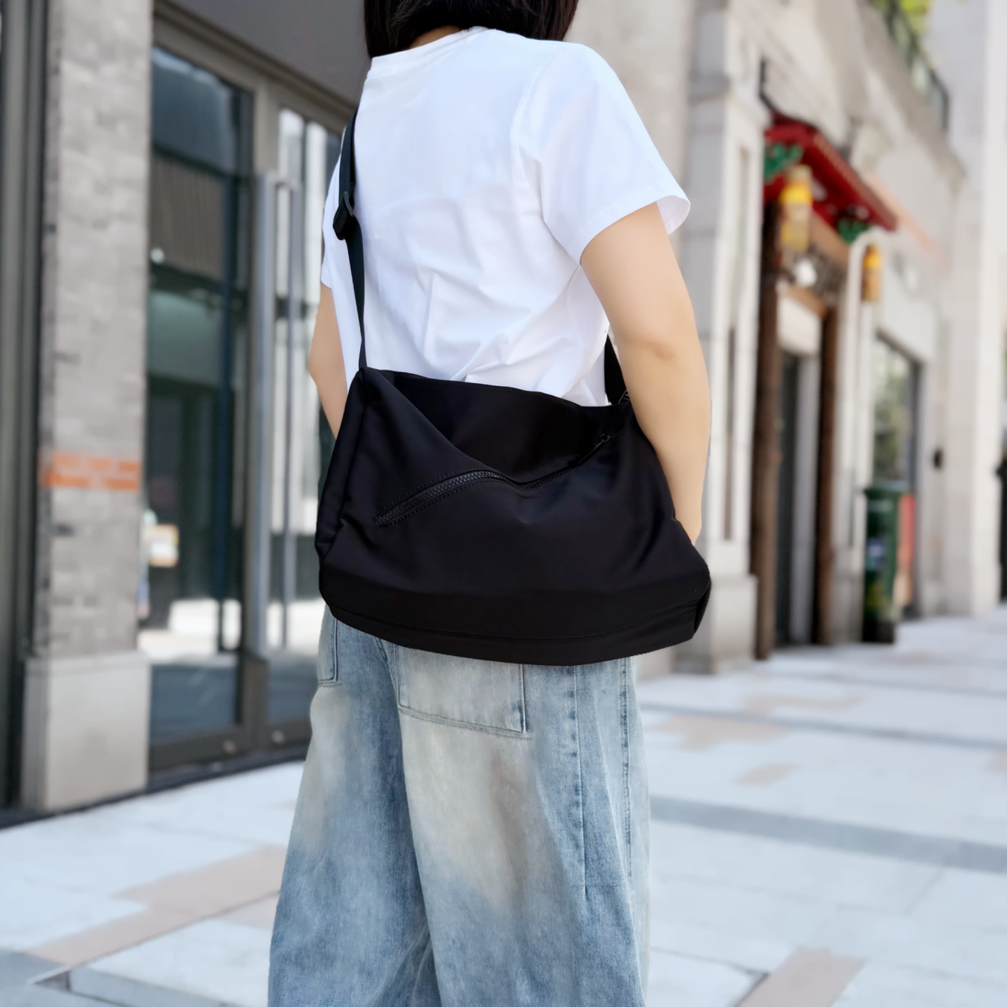 夏季新款大容量轻便通勤女包