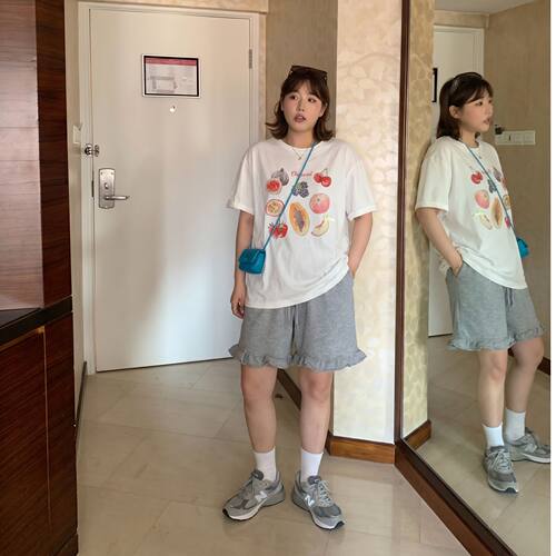 Q了个T微胖mm大码女装印花宽松全棉T恤木耳边短裤巨好看套装
