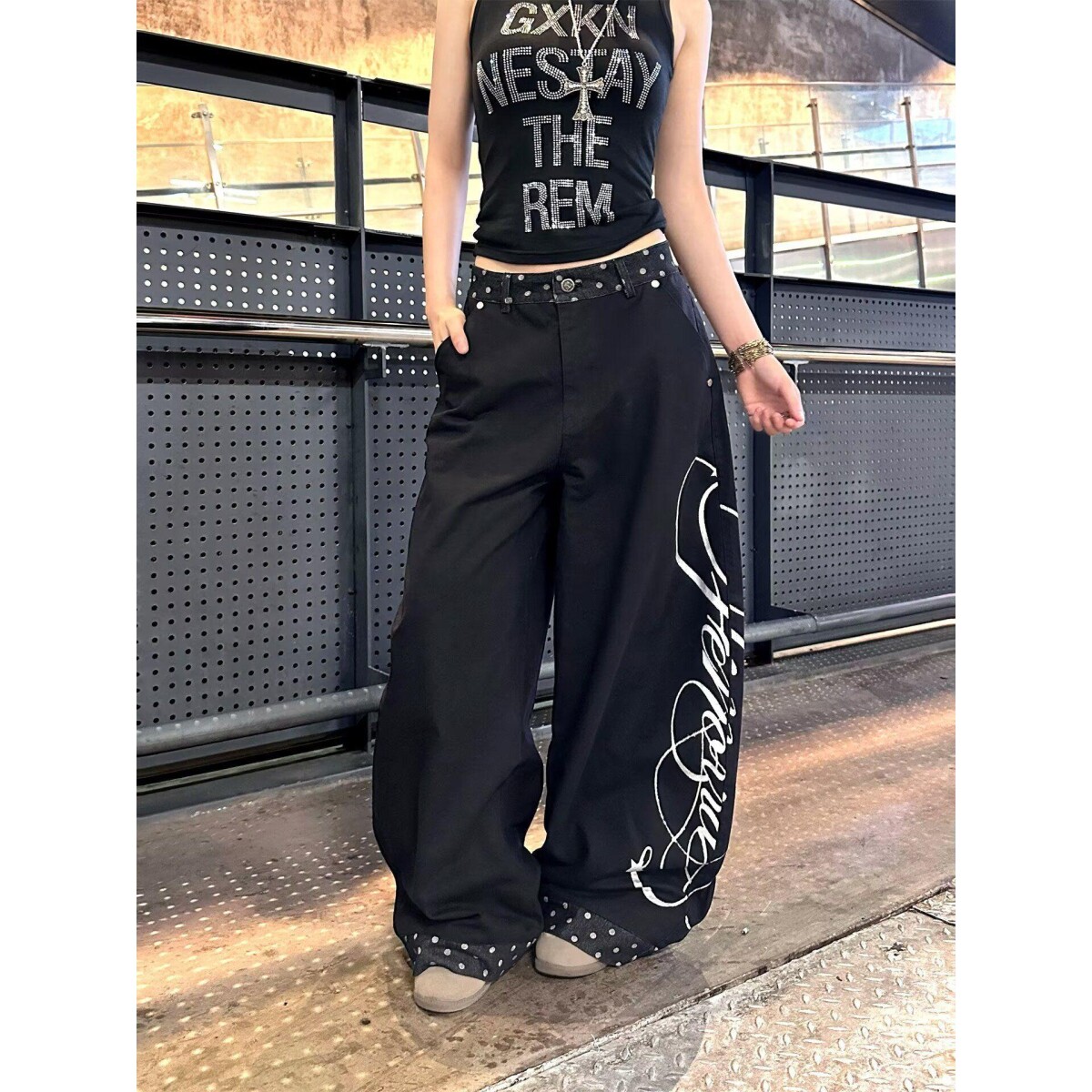 字母印花弯刀牛仔裤西海岸美式裤子高街松弛感宽松直筒阔腿裤