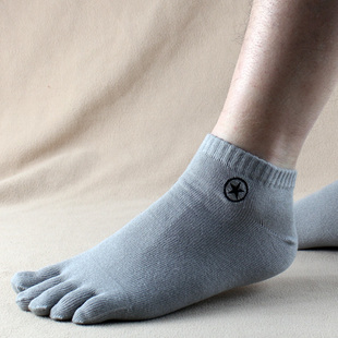 夏季 个性 薄款 夏款 吸汗防臭干燥立体袜邦刺绣短筒 纯棉五指袜 男款