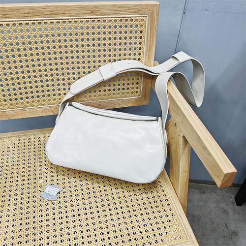 真皮牛皮腋下包女2025新款女包