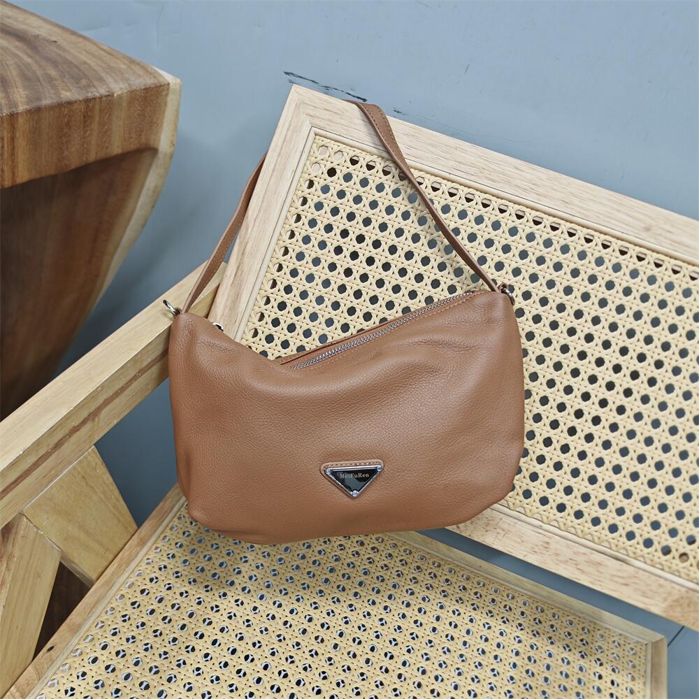 包包女2025新款真皮简约品牌女包