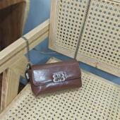 外贸出口尾货清仓大甩卖特价 处理进口油蜡牛皮库存真皮链条女包