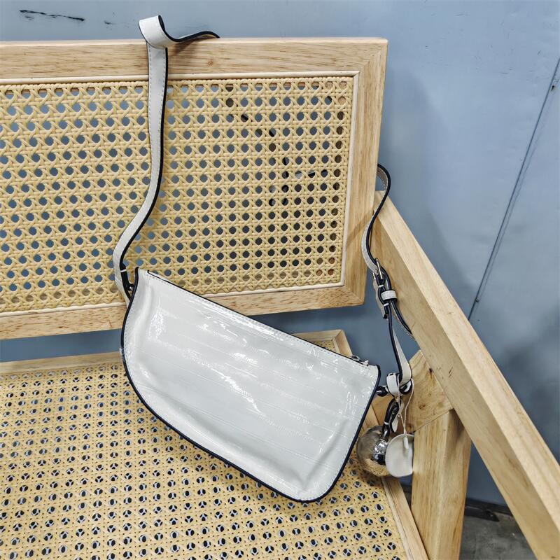 真皮斜挎包女手机包小包牛皮女包