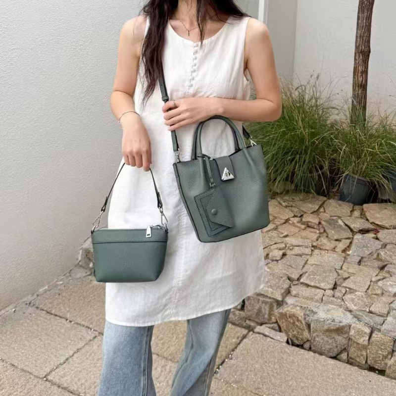 头层牛皮斜挎手提真皮包包女2025新款百搭时尚手提子母单肩女士包