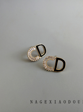 B10法式韩风CD造型满钻黑色亚克力精致简约铜镀14K金925银针耳钉