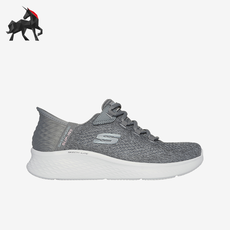 斯凯奇女士轻盈缓震运动休闲鞋