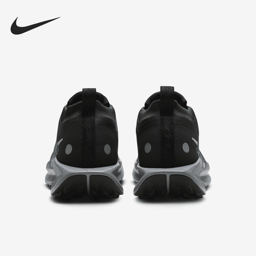 Nike/耐克正品运动女士时尚反光系带防滑跑步鞋FQ0912-001