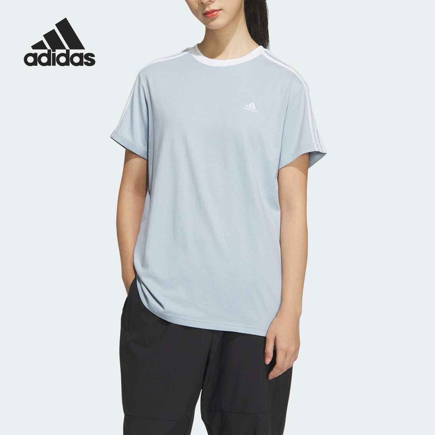 阿迪达斯女士运动休闲短袖