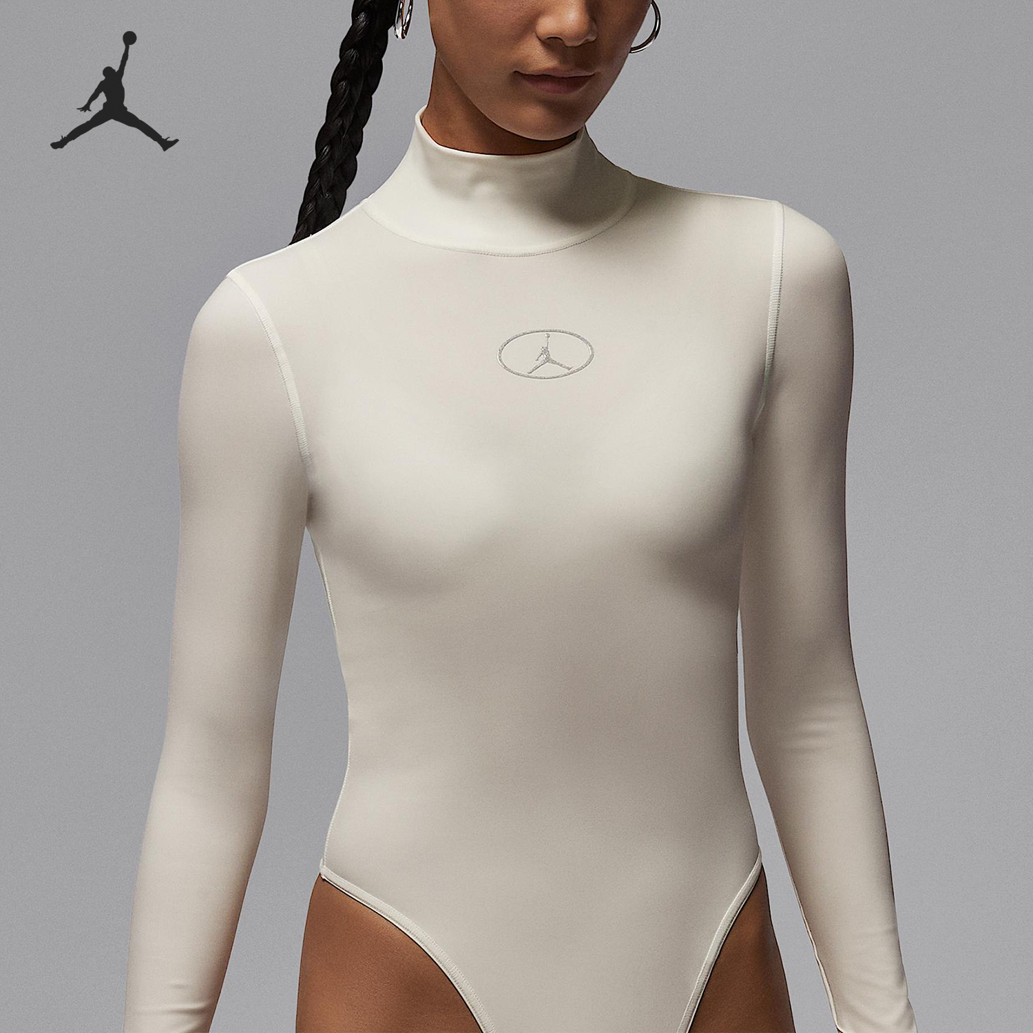 耐克女士立领套头耐穿透气套装