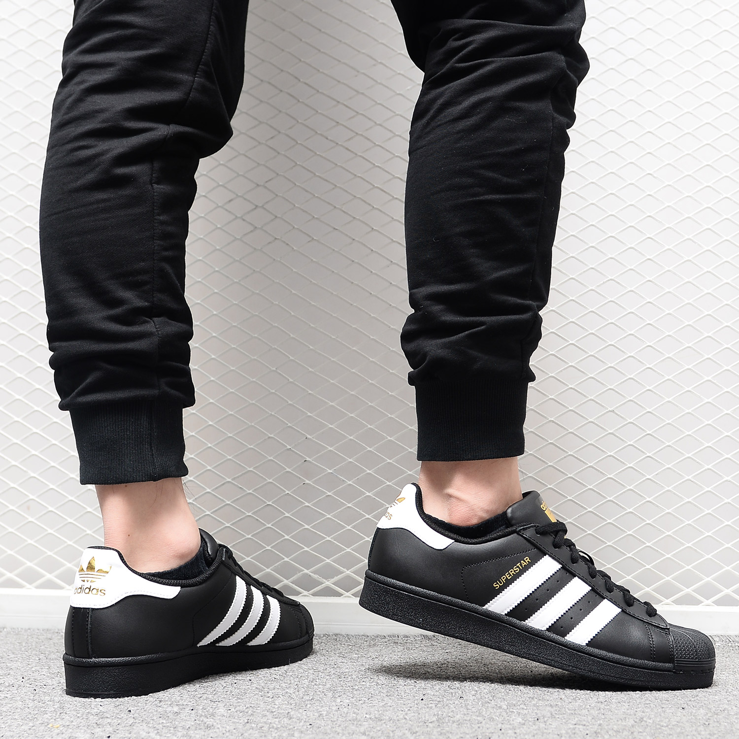 休闲鞋Adidas/阿迪达斯男