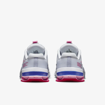 耐克男女透气轻盈训练运动鞋