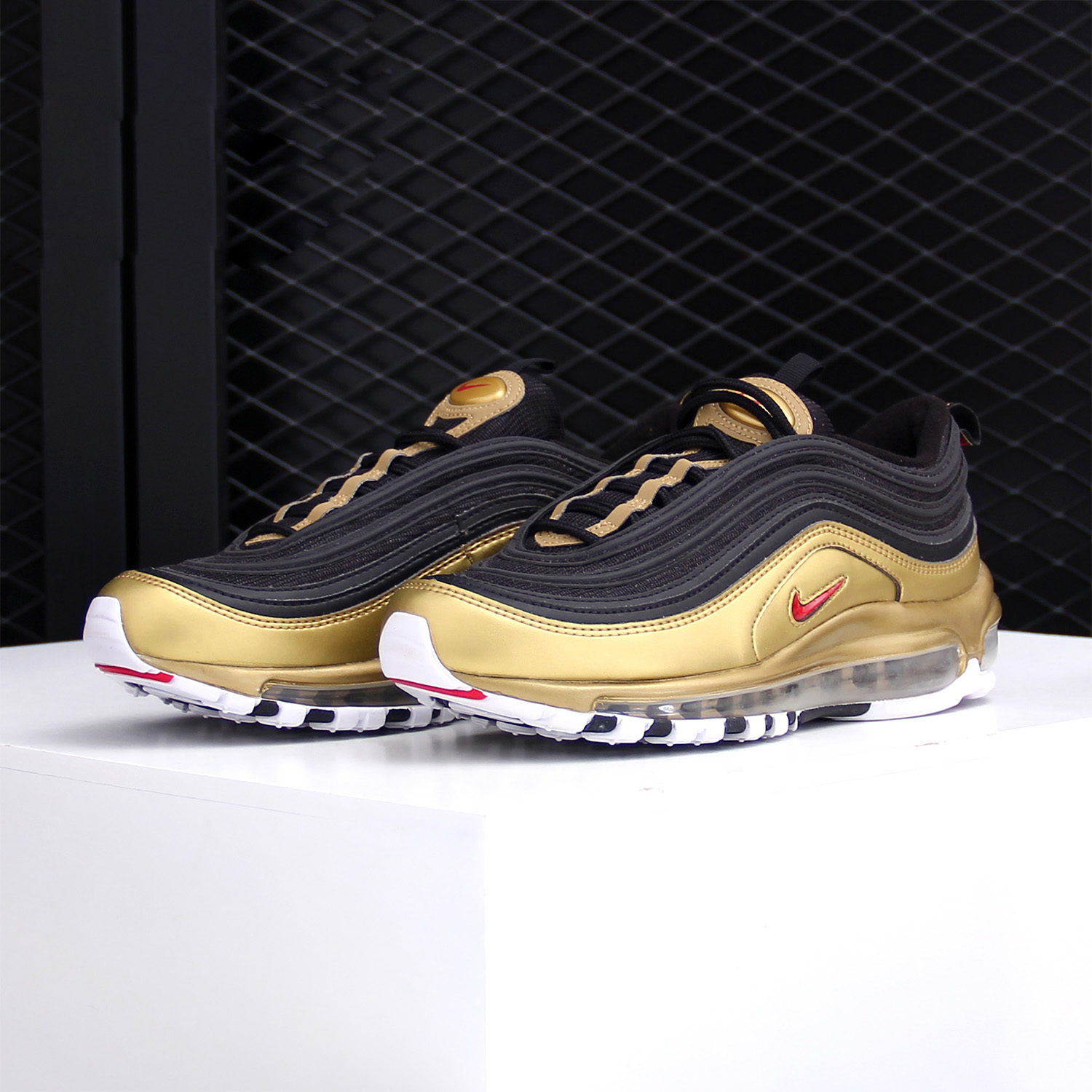 Nike/耐克正品AIR MAX 97子弹头黑金时尚复古气垫跑步鞋  AT5458