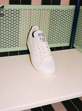 Adidas/阿迪达斯正品三叶草新款男女运动轻便低帮板鞋HQ9930