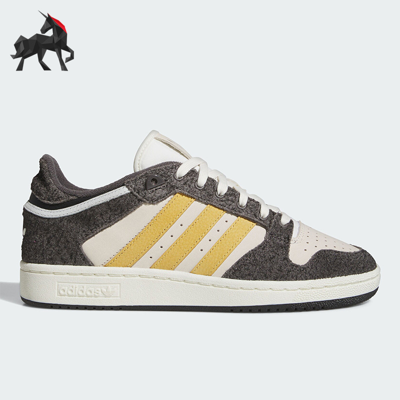 阿迪达斯男女翻毛皮运动休闲板鞋