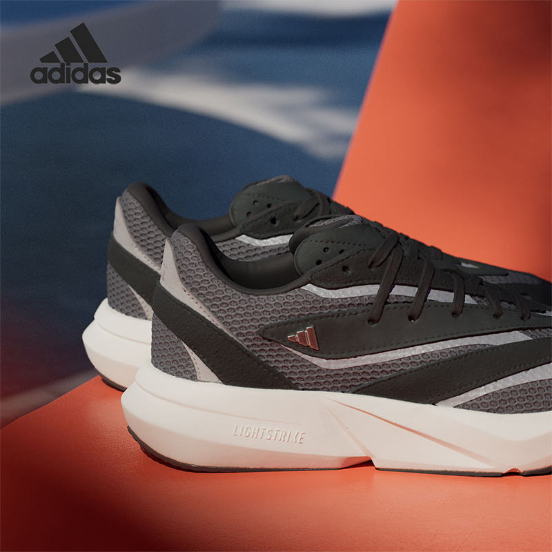 阿迪达斯女子休闲鞋JH6959