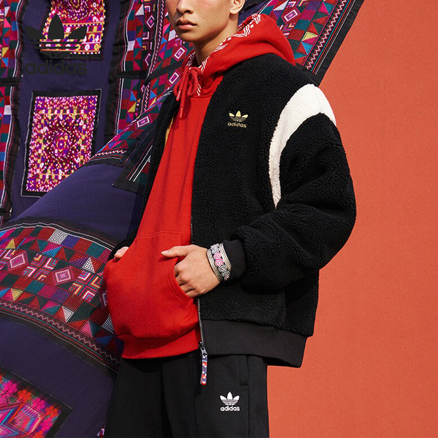 Adidas/阿迪达斯男女新年款卫衣