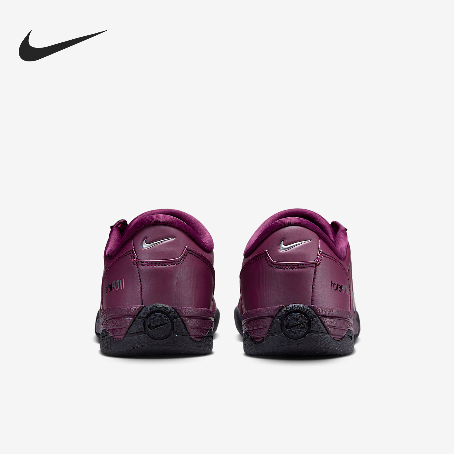 耐克男女薄底运动低帮足球鞋