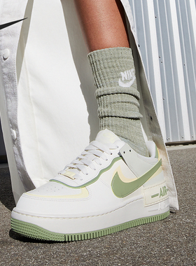 Nike/耐克正品轻便防滑耐磨新款女士空一号系带运动鞋FN6335-101