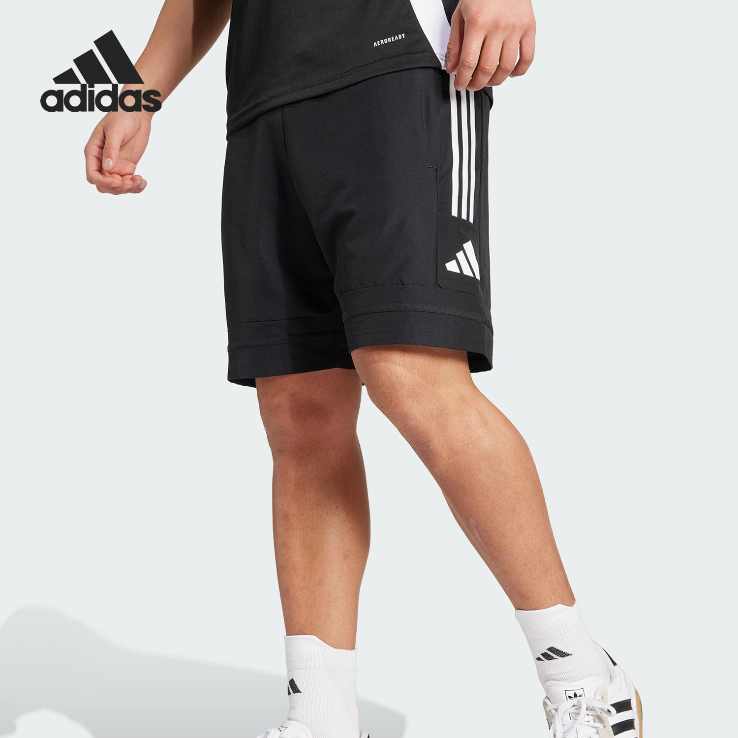 阿迪达斯男士透气运动足球短裤