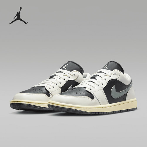 Nike/耐克女士运动篮球鞋