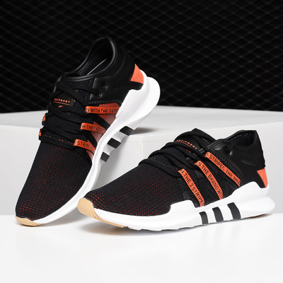 阿迪达斯正品女子休闲鞋