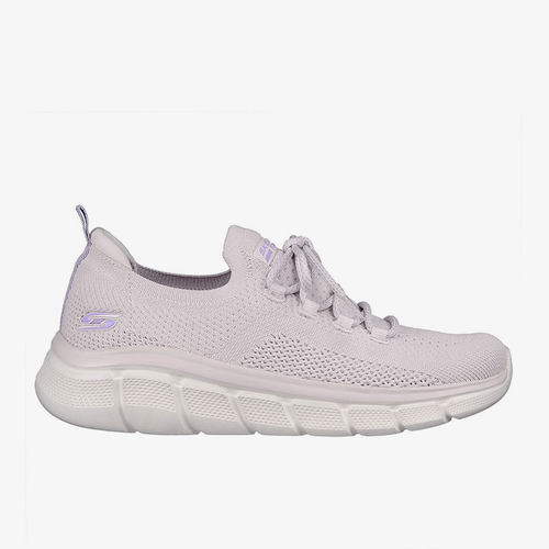 斯凯奇运动跑步鞋女子