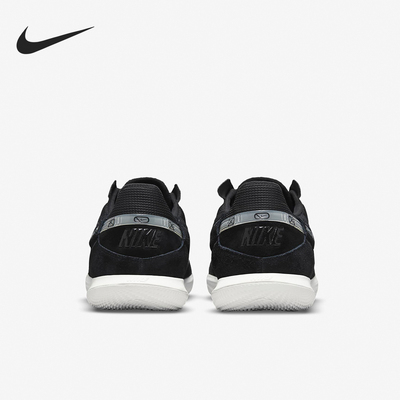 耐克男子舒适运动足球鞋