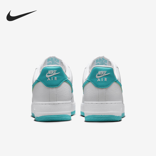 耐克女士低帮耐磨运动板鞋