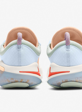 Nike/耐克官方正品 男女舒适颗粒减震透气运动跑步鞋 CQ4813-104