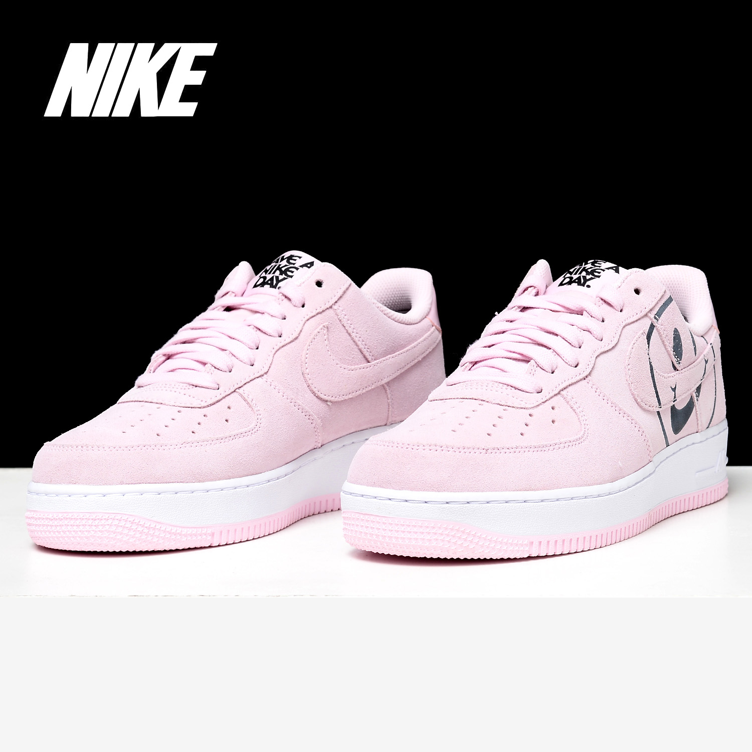 Nike/耐克正品 空一号 Air Force 1 笑脸logo休闲板鞋 BQ9044