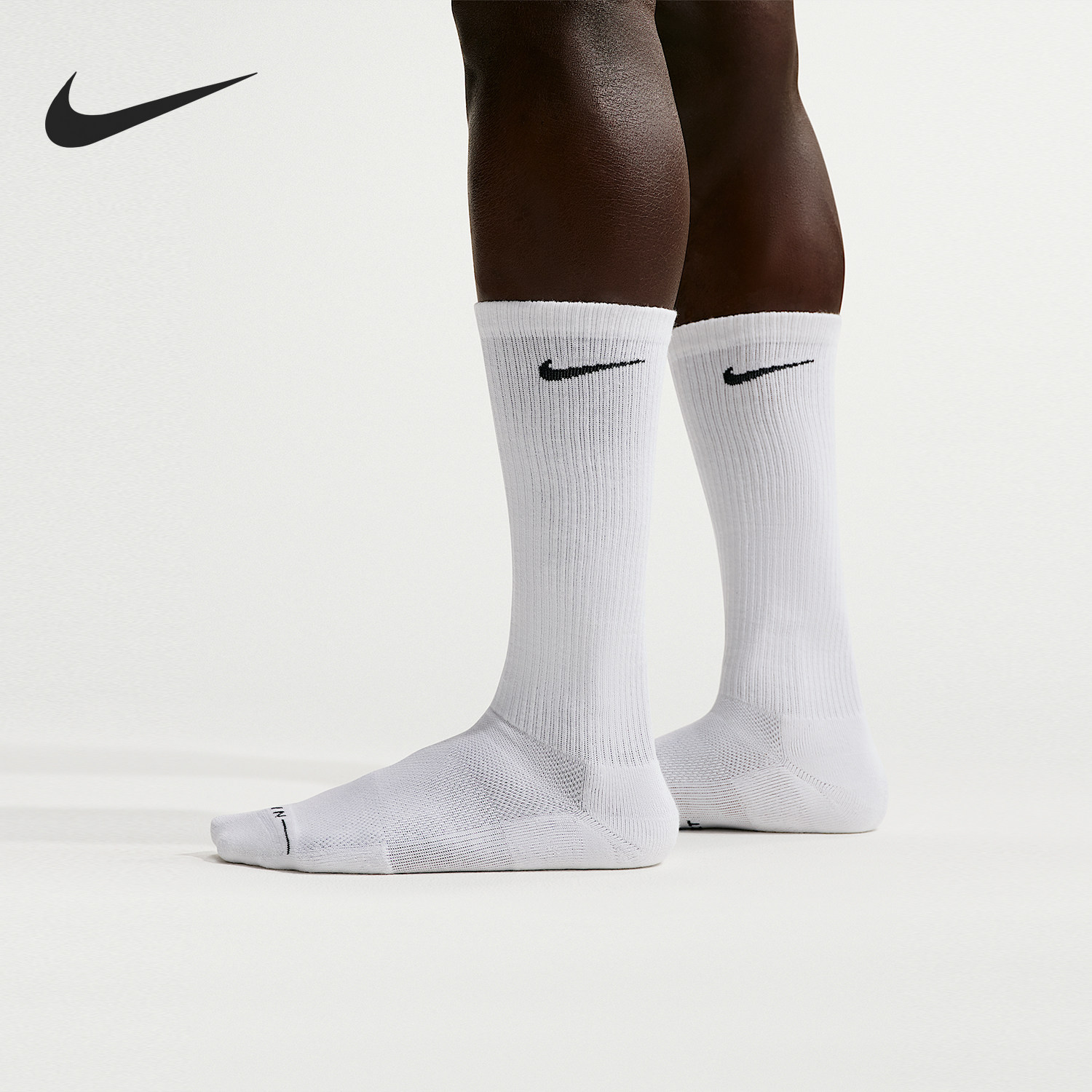 Nike/耐克官方正品新款男白黑色柔软贴合支撑长筒袜HQ8510-100 - 实物图