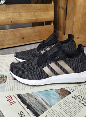 Adidas/阿迪达斯正品 三叶草女子新款轻便休闲鞋跑步鞋B37717