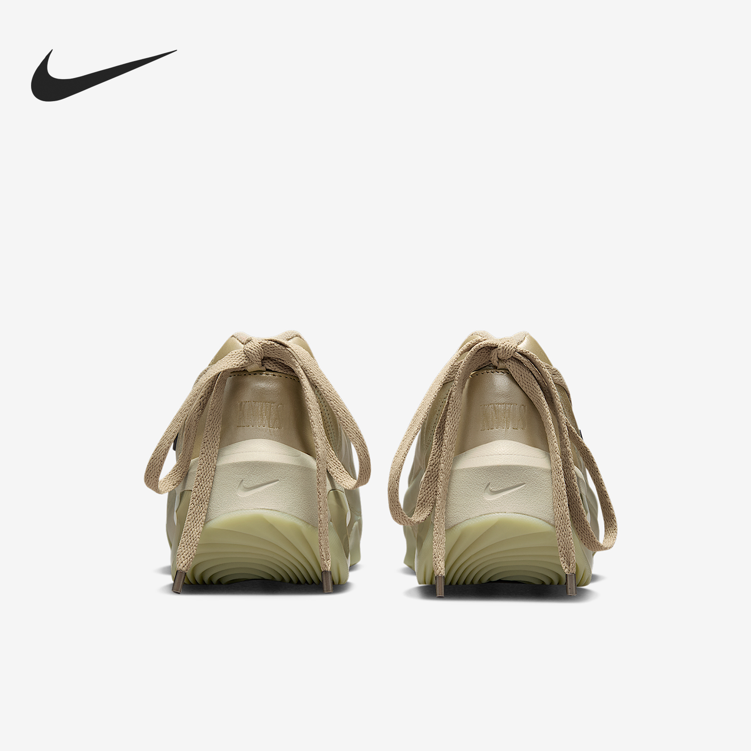 耐克女士气垫减震时尚运动鞋