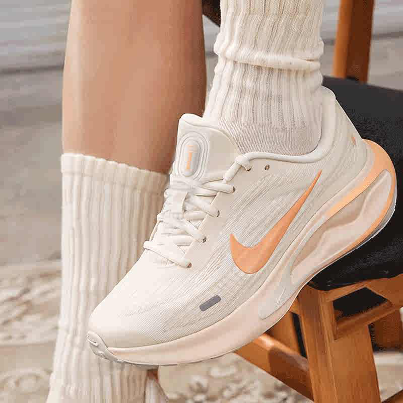 NIKE耐克女鞋正品25新款秋季透气缓震户外跑步鞋透气运动鞋FJ7765