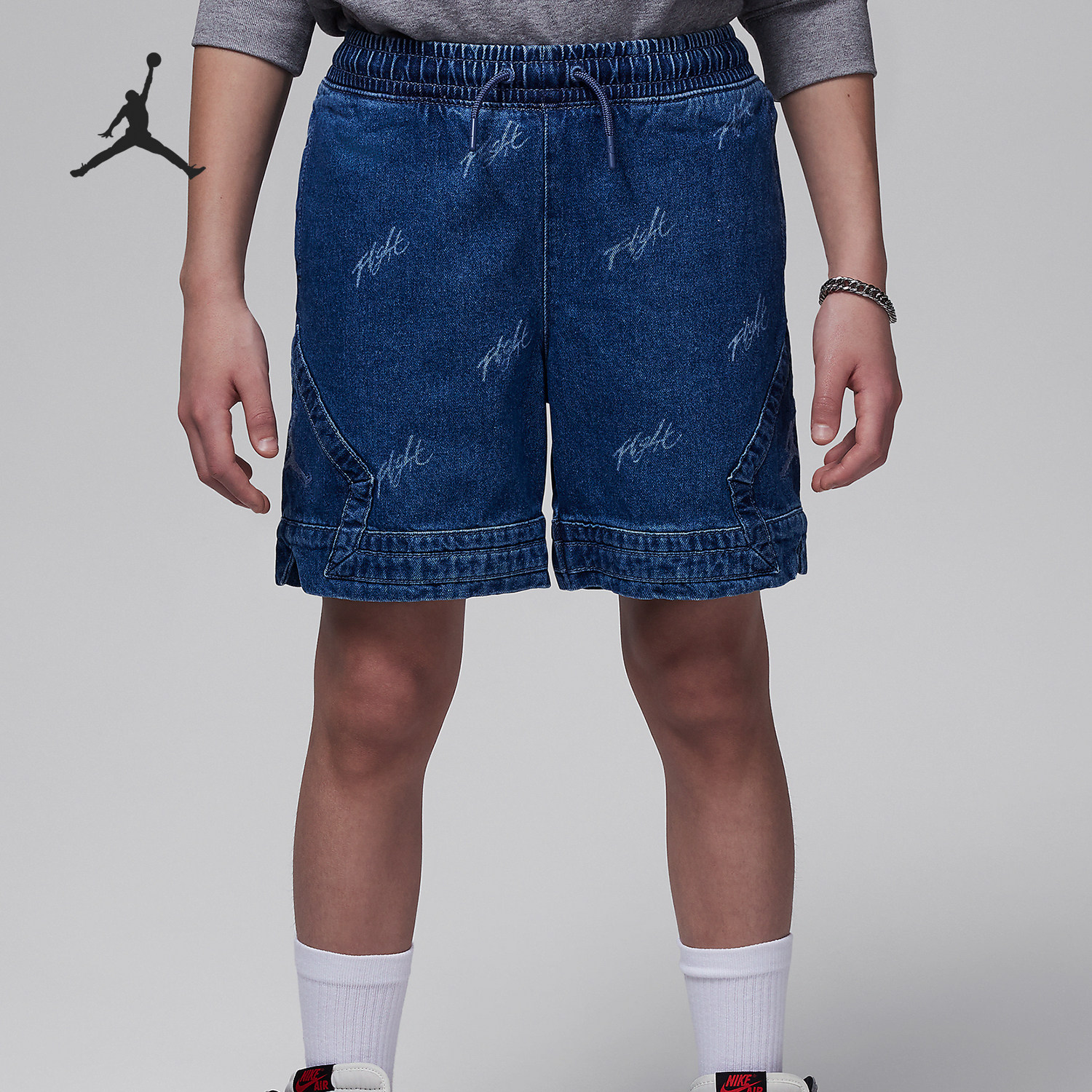 Nike/耐克官方正品Jordan大童时尚舒适休闲牛仔短裤HM6379-478
