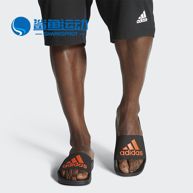 阿迪达斯男女运动拖鞋EE9015