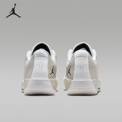 Nike/耐克正品JORDAN男士透气运动舒适耐穿篮球鞋HF0819-103