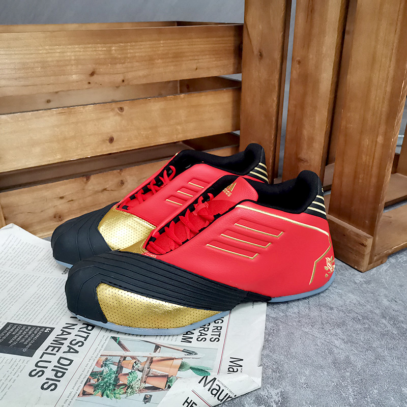 阿迪达斯男子耐磨篮球鞋