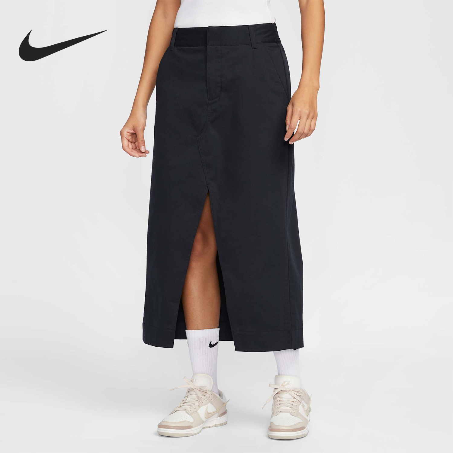 Nike/耐克正品新款女士梭织运动训练休闲半身裙HQ8023-010